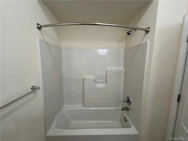 Building Photo - 44 High St