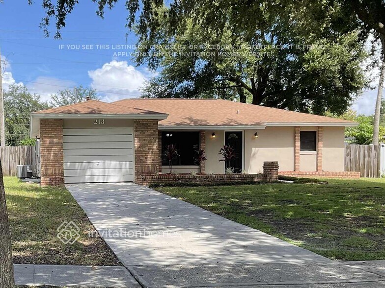 Primary Photo - 213 Sweetgum Ct
