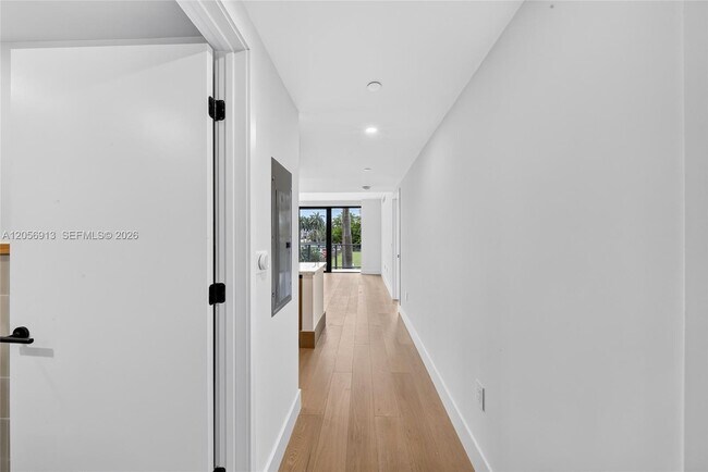 Building Photo - 1176 97th St