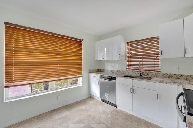 Building Photo - 3436 Orinoco Ln