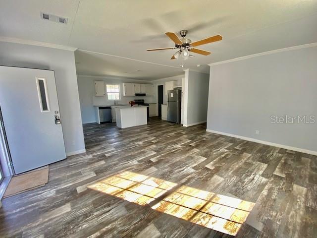 Building Photo - 2917 Kingswood Cir