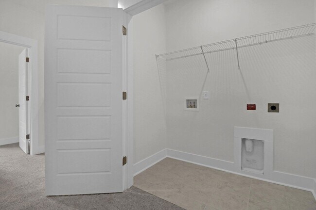 Building Photo - 266 Symphony Ave