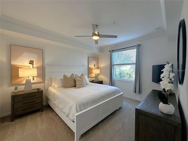 Building Photo - 14071 Heritage Landing Blvd