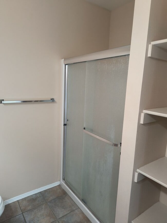 Building Photo - 3 Bedroom Home in West Valley!