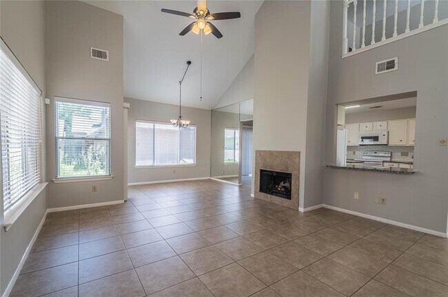 Building Photo - 14232 Reissen Ln