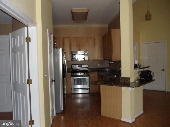 Building Photo - 2701 Bellforest Ct