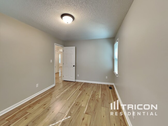 Building Photo - 6028 Antigua Run