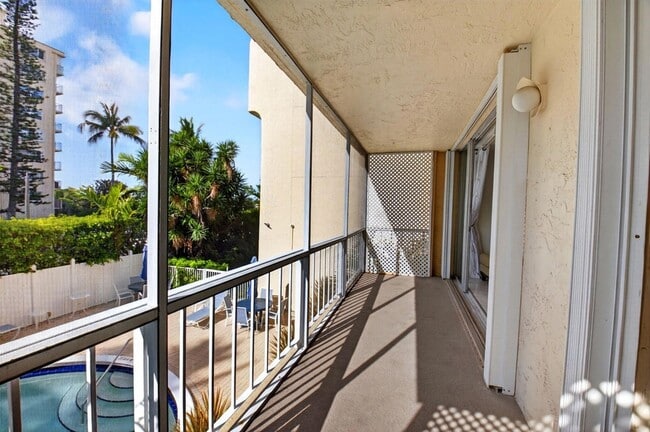Building Photo - 3575 S Ocean Blvd