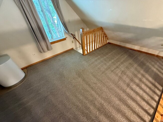 Building Photo - Cozy Guest House in Semi-Rural Location w/...