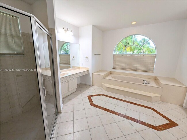 Building Photo - 3937 Nighthawk Dr