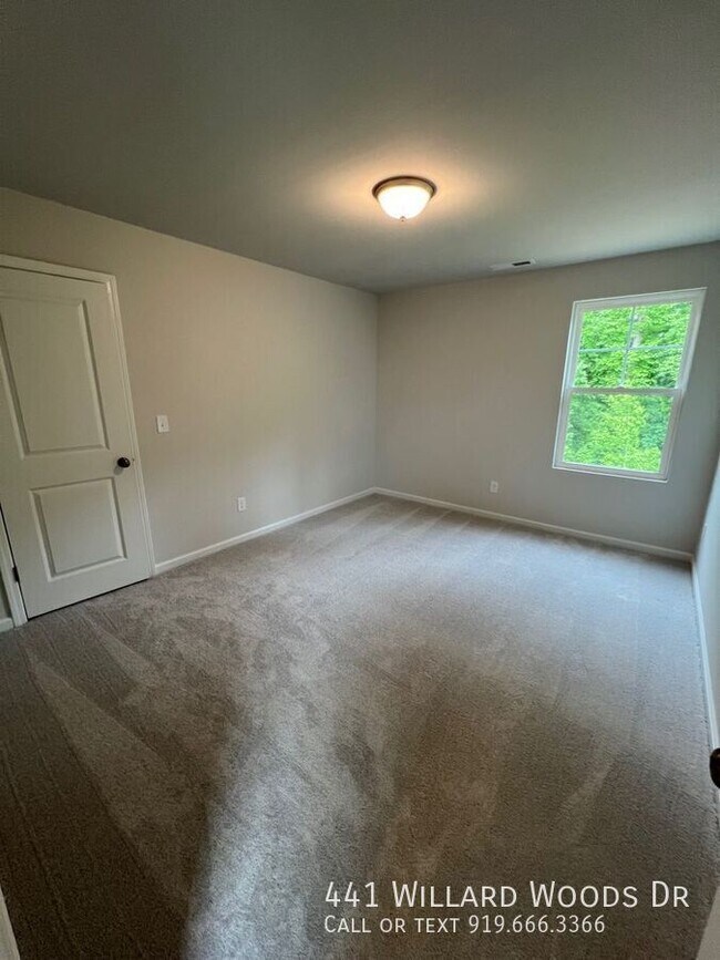 Building Photo - 441 Willard Wds Dr