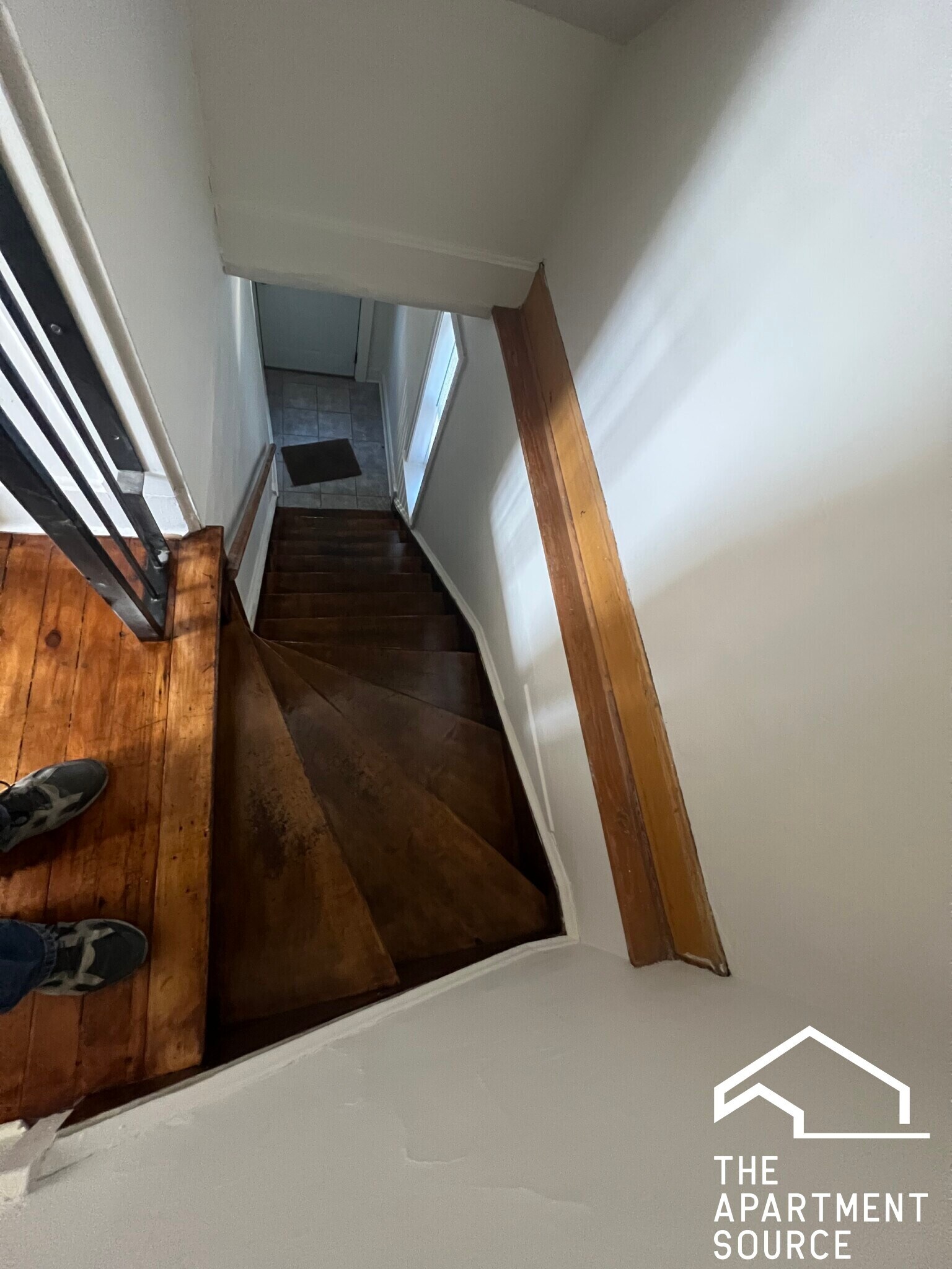 Building Photo - 3135 N Oakley Ave