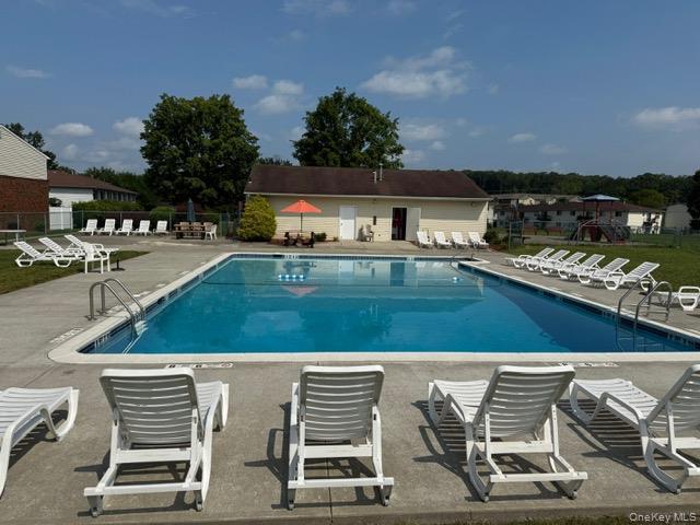 Building Photo - 276 Temple Hill Rd