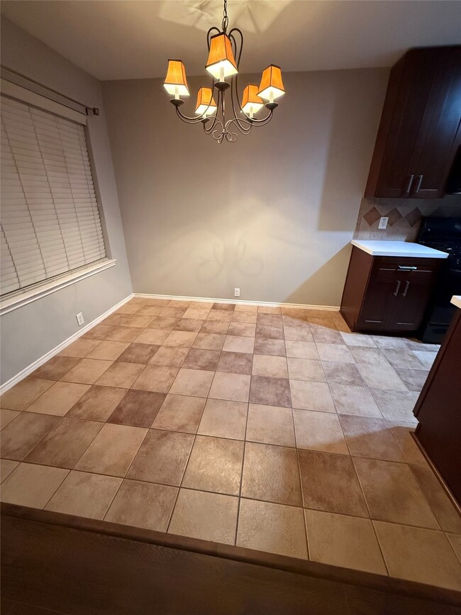 Building Photo - 10226 Antelope Alley