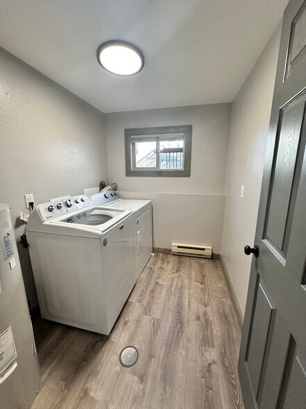 Building Photo - 703 Colorado St