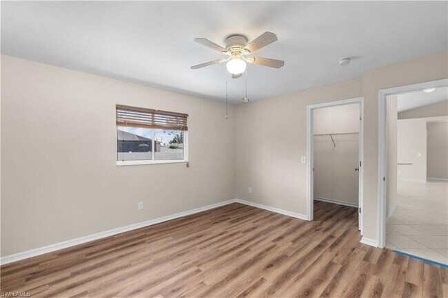Building Photo - 2721 SW 12th Ave
