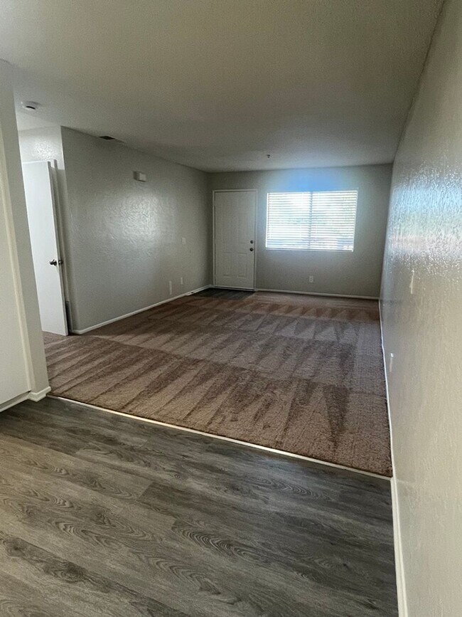 Building Photo - 4119 Van Buren Boulevard