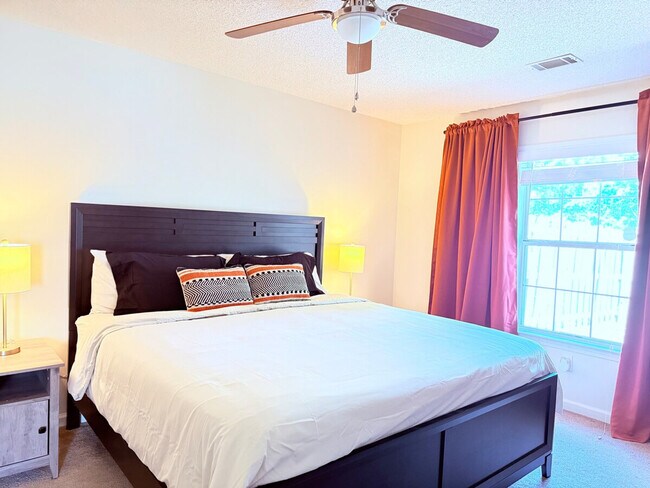 Building Photo - 148 Deer Hound Trail