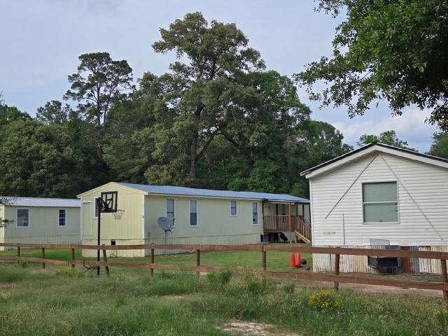 Building Photo - 16215 Southern Pines Dr