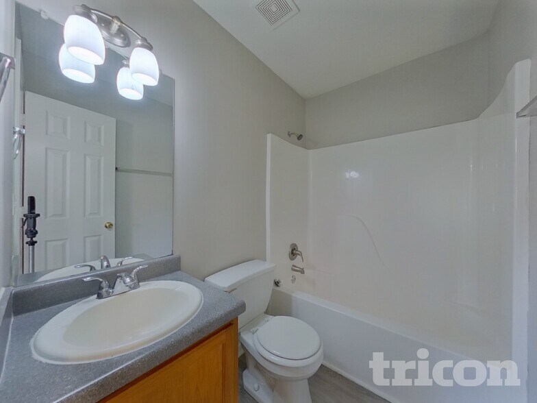 Building Photo - 97 Pastel Ct