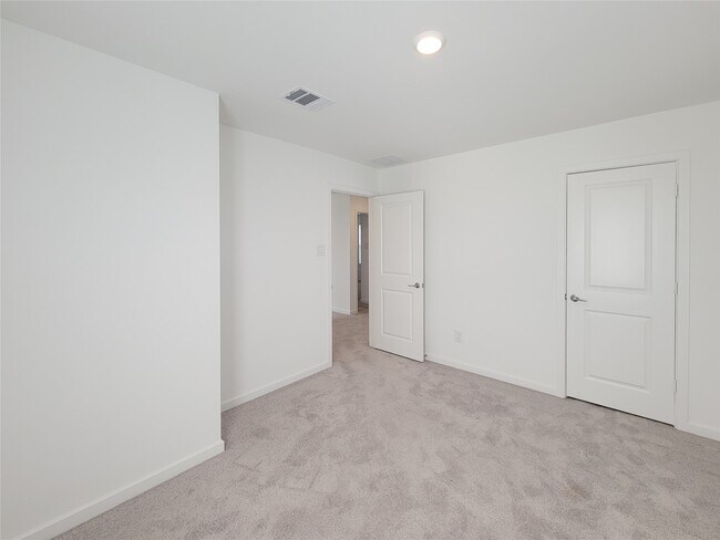 Building Photo - 7730 Primrose Myrtle Ln