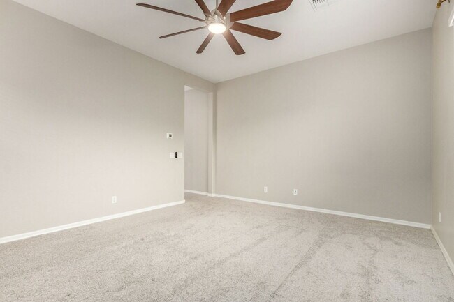 Building Photo - 7747 S 167th Ave