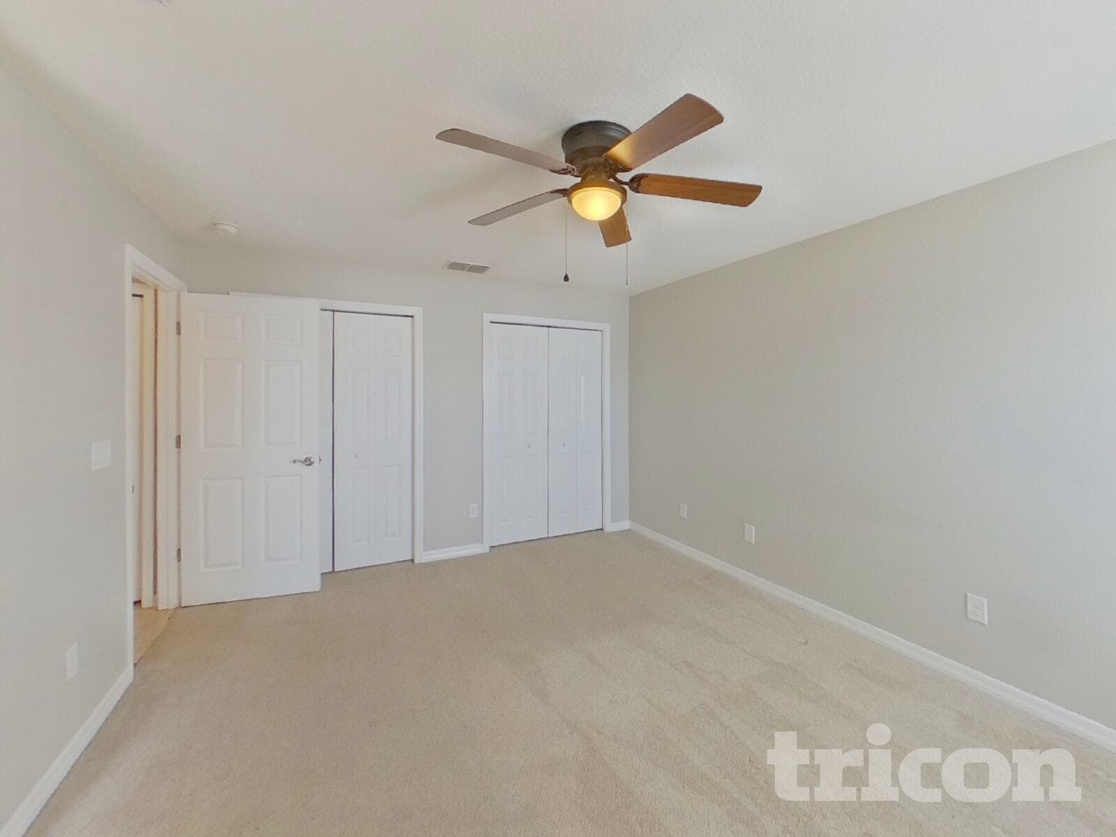 Building Photo - 10109 37th Ct E