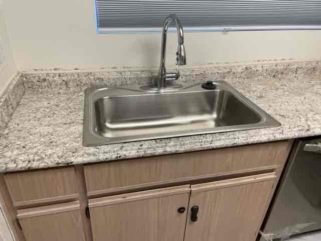 Building Photo - 8465 W Sahara Ave