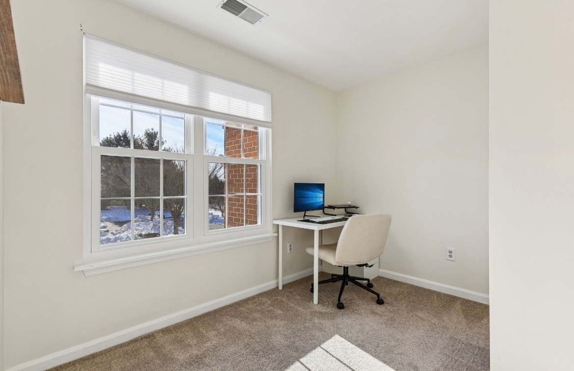 Building Photo - 1310 Sheridan Pl