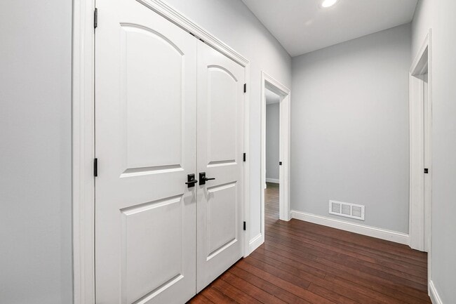 Building Photo - Beautiful new single family home on the Ne...