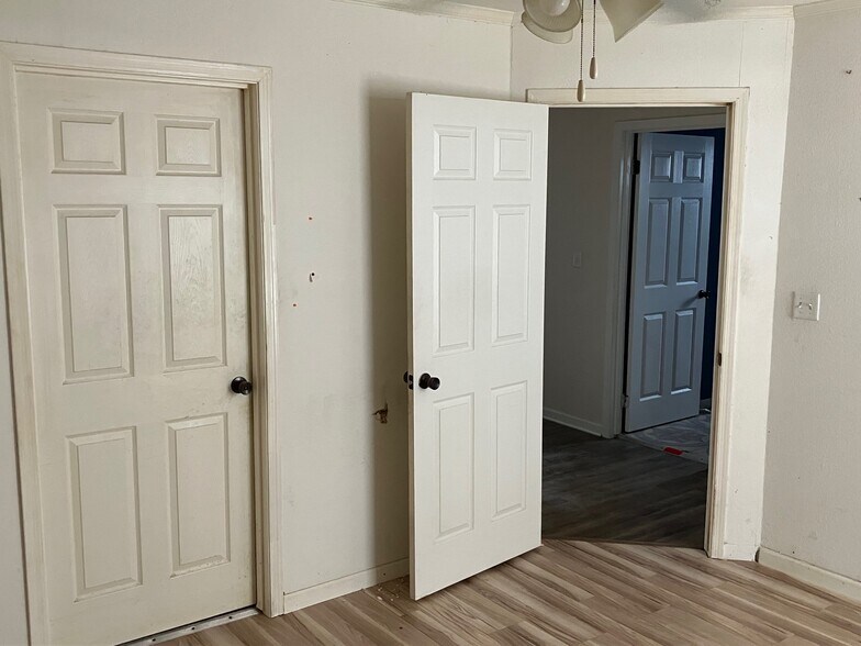 MASTER BEDROOM - 2107 Double Eagle Dr