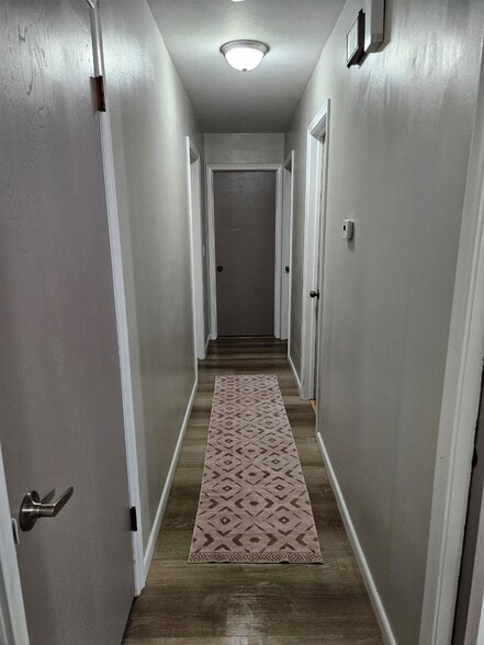 Building Photo - 3010 S 46th Ave