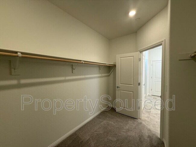 Building Photo - 1567 Halo Ave