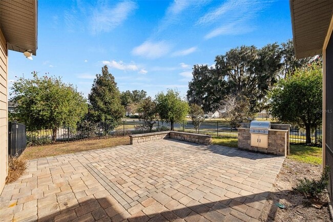 Building Photo - 2779 SW 121st Way