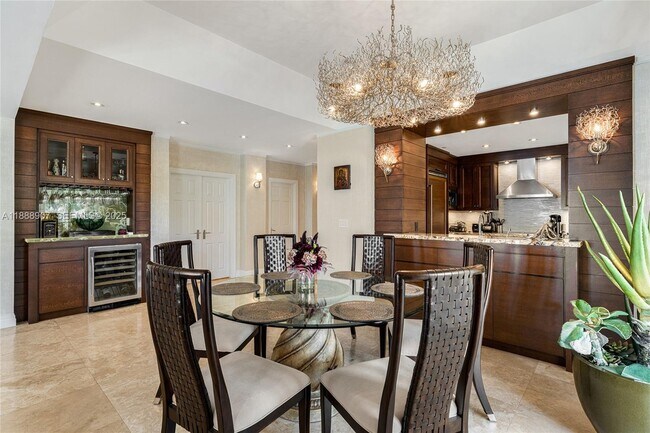 Building Photo - 2331 Fisher Island Dr