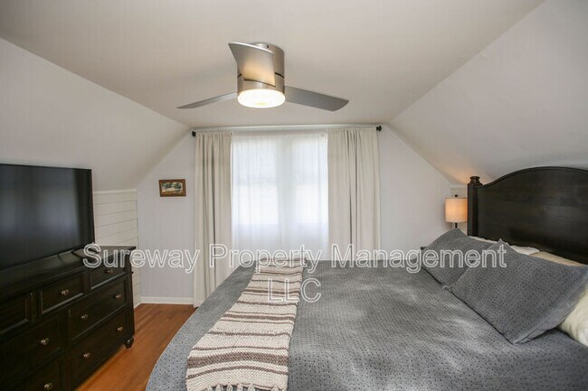 Building Photo - 16 Ridgley St