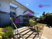 Building Photo - 227 Masters Ct
