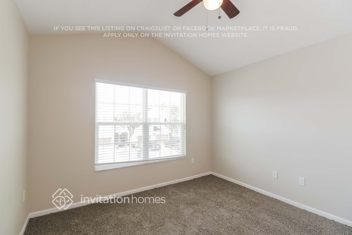 Building Photo - 26533 Castleview Way