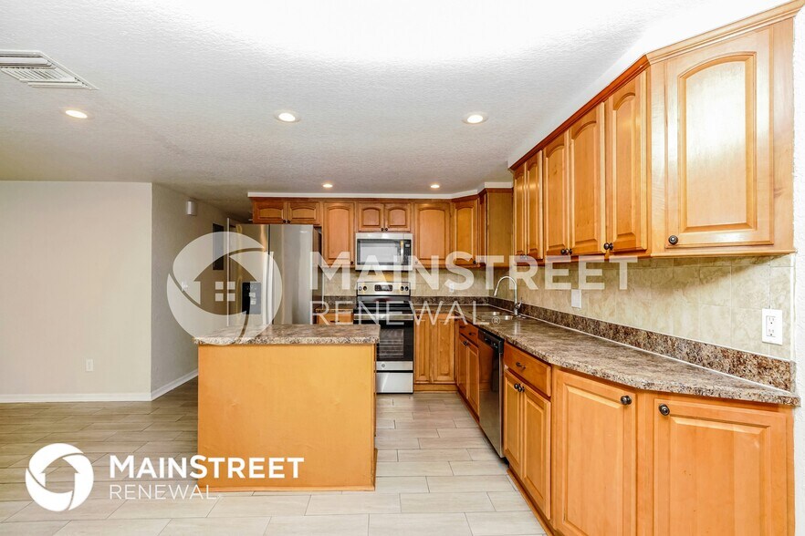 Building Photo - 2421 Harvard Rd