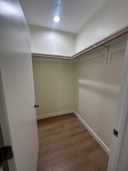 Building Photo - 314 S 8th St