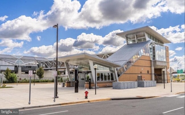 Building Photo - 22143 Penelope Heights Terrace
