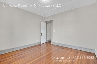 Building Photo - 144 White St