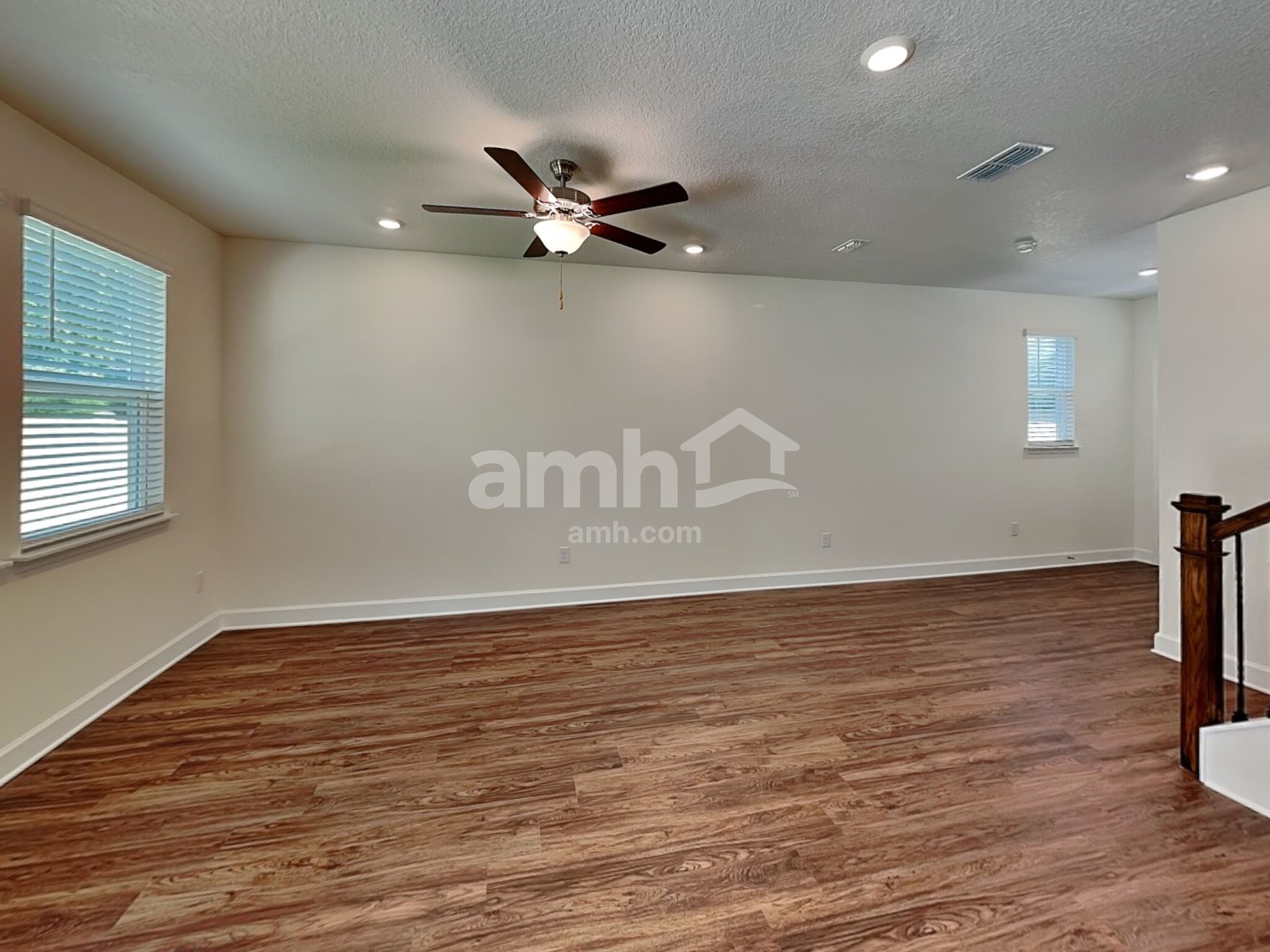 Building Photo - 1001 Highland Walk