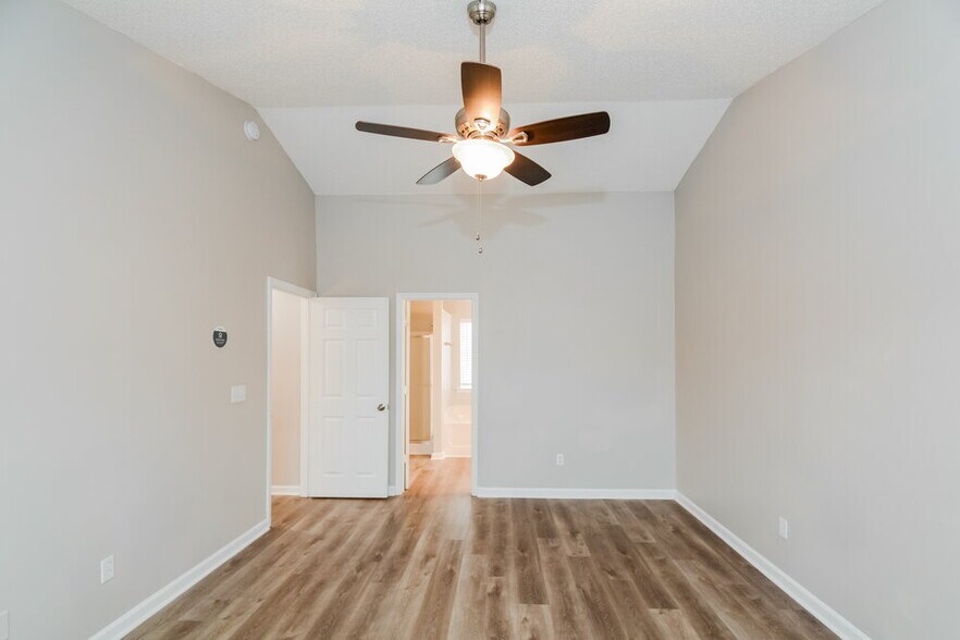 Building Photo - 3323 Baseline Rd