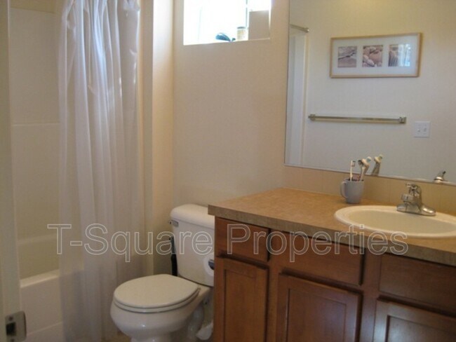 Building Photo - 4023 134th Pl SE