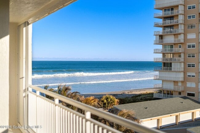 Building Photo - 925 N Hwy A1A