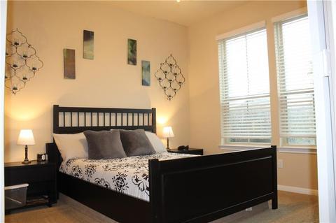 Building Photo - 1408 Blake St