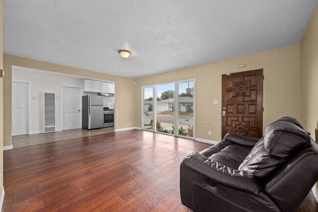 Building Photo - 6233-6235 Dorothy Drive