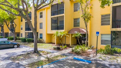 Building Photo - 490 NW 20th St