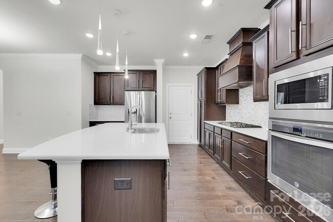 Building Photo - 11715 Clems Branch Dr